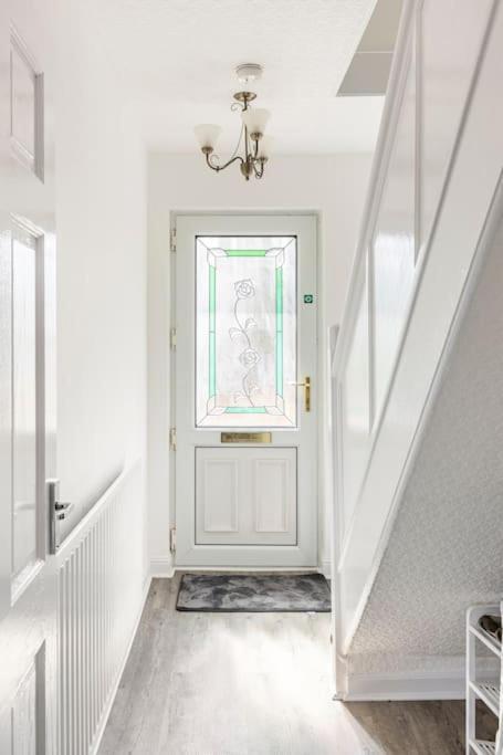 Entire Charming 5-Bed House In Darwen Blackburn Bb1 Free Parking Roadside Rishton Kültér fotó